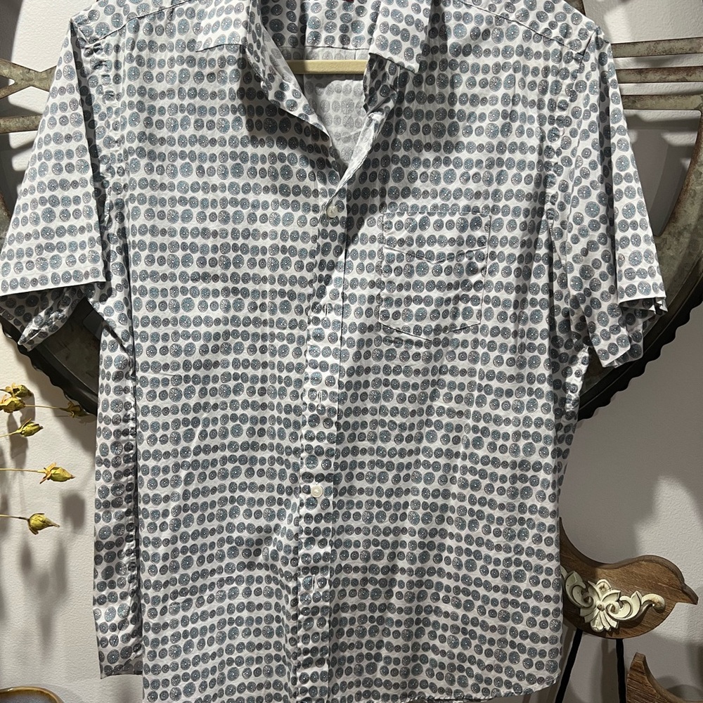 Untuck It Button Down Dress Shirt